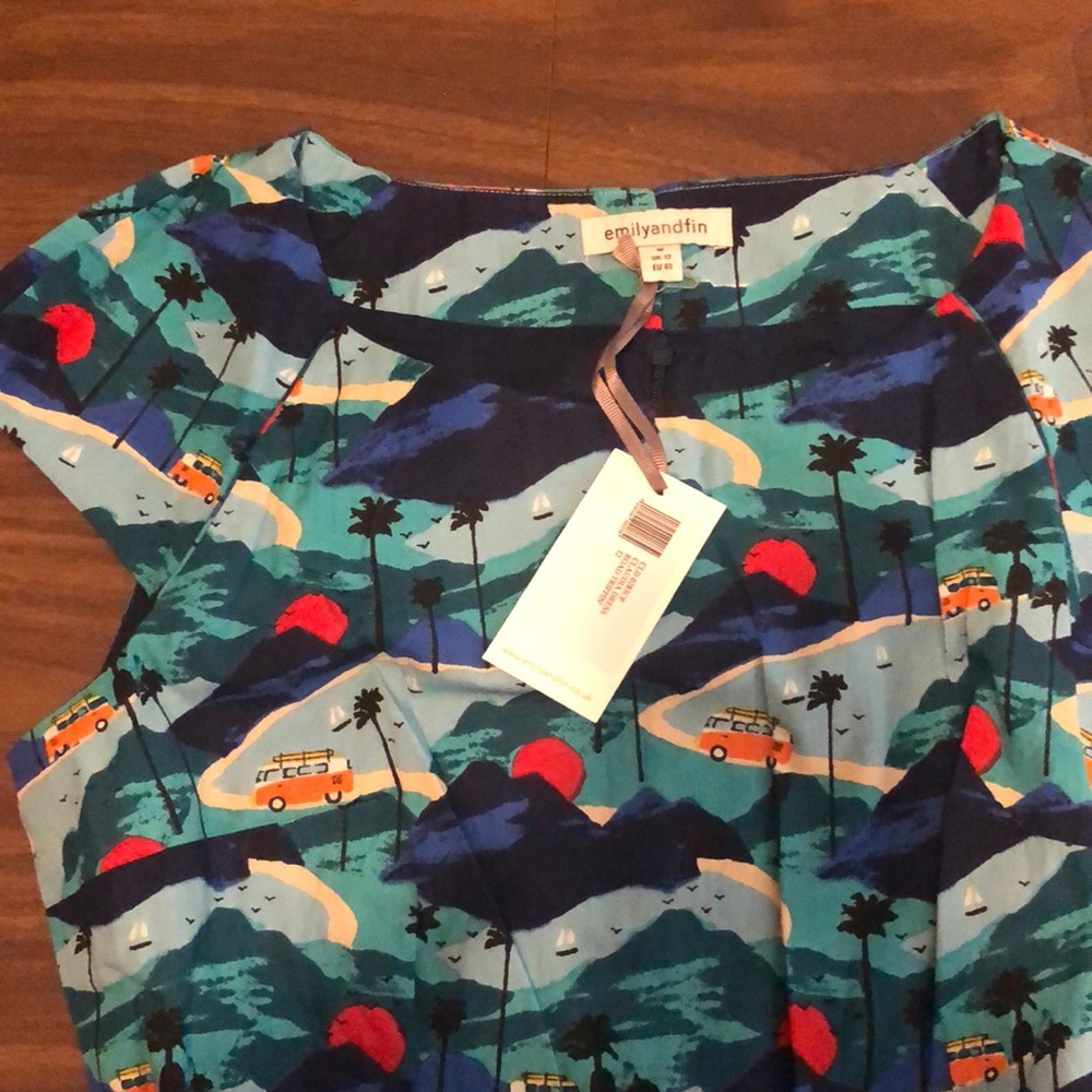 NWT Emily and Fin Claudia ModCloth M - Picture 3 of 4